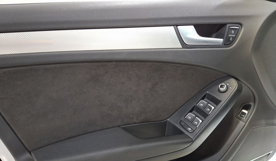 Audi A4 1.8 TFSI SPORT LMT EDITION MULTITRONIC Sedan 2015