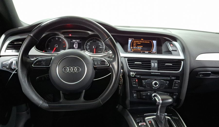 Audi A4 1.8 TFSI SPORT LMT EDITION MULTITRONIC Sedan 2015