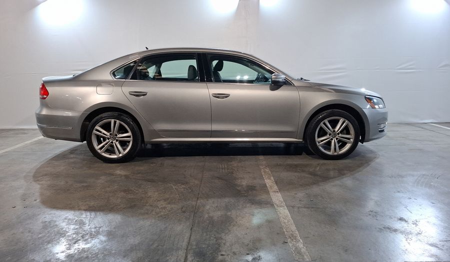 Volkswagen Passat 3.6 V6 TIPTRONIC Sedan 2014