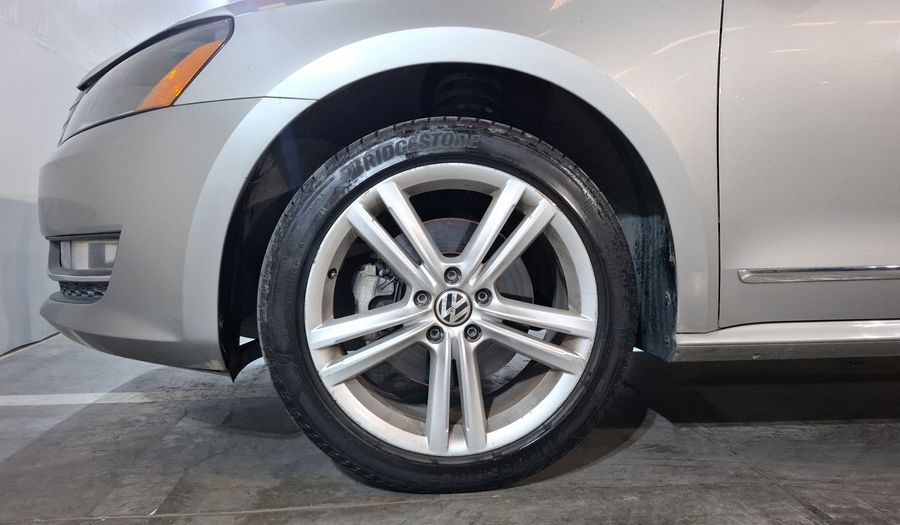 Volkswagen Passat 3.6 V6 TIPTRONIC Sedan 2014