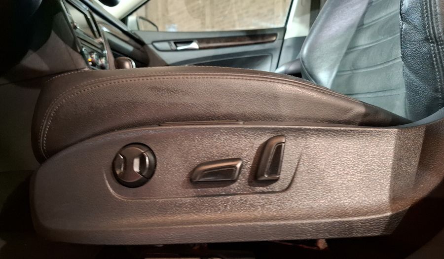 Volkswagen Passat 3.6 V6 TIPTRONIC Sedan 2014