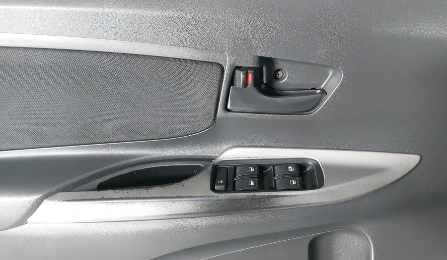 Toyota Avanza 1.5 LE AT Minivan 2018