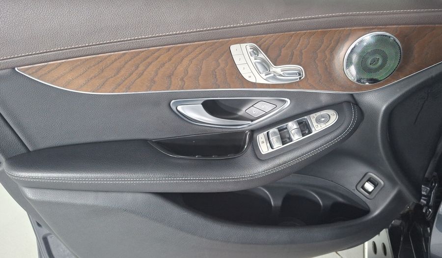 Mercedes Benz Clase Glc 2.0 GLC 300 SPORT 4WD AT Suv 2017