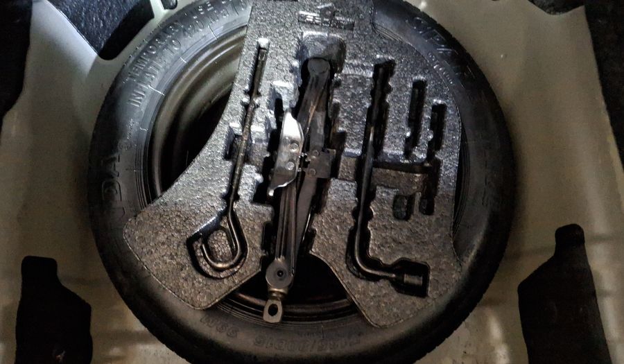 Honda Civic 1.8 EX-L NAVI AT 4DRS Sedan 2014