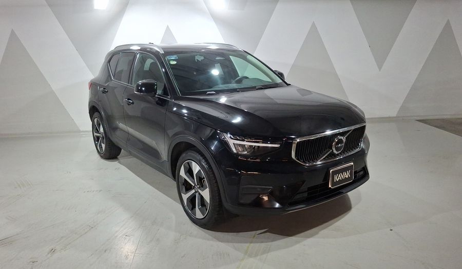Volvo Xc40 2.0 B4 MHEV PLUS AUTO Suv 2024