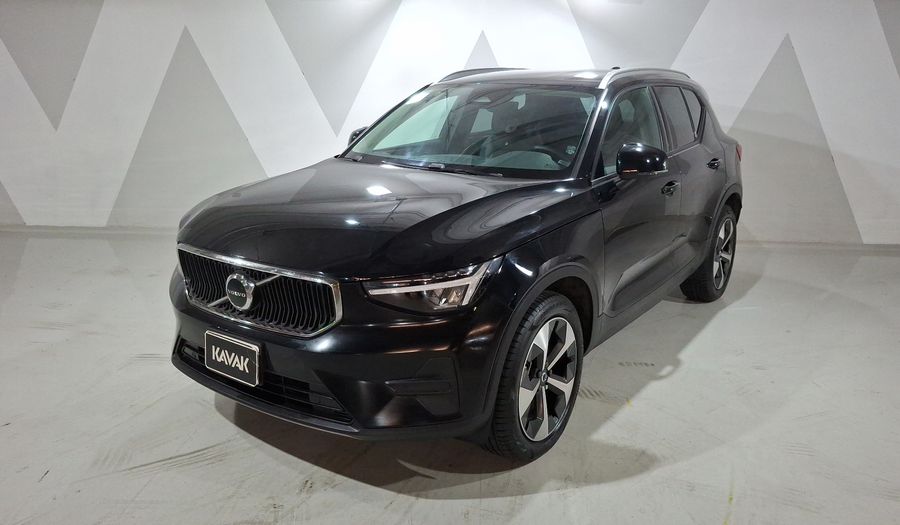 Volvo Xc40 2.0 B4 MHEV PLUS AUTO Suv 2024