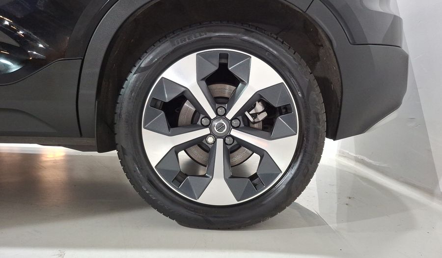 Volvo Xc40 2.0 B4 MHEV PLUS AUTO Suv 2024