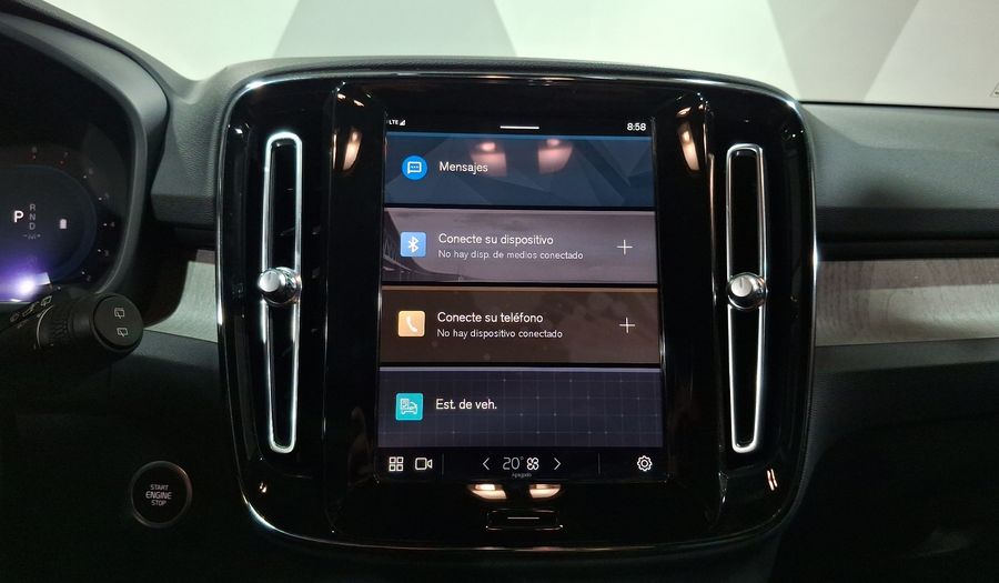 Volvo Xc40 2.0 B4 MHEV PLUS AUTO Suv 2024