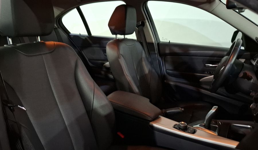 Bmw Serie 3 1.5 318IA EXECUTIVE AUTO Sedan 2018