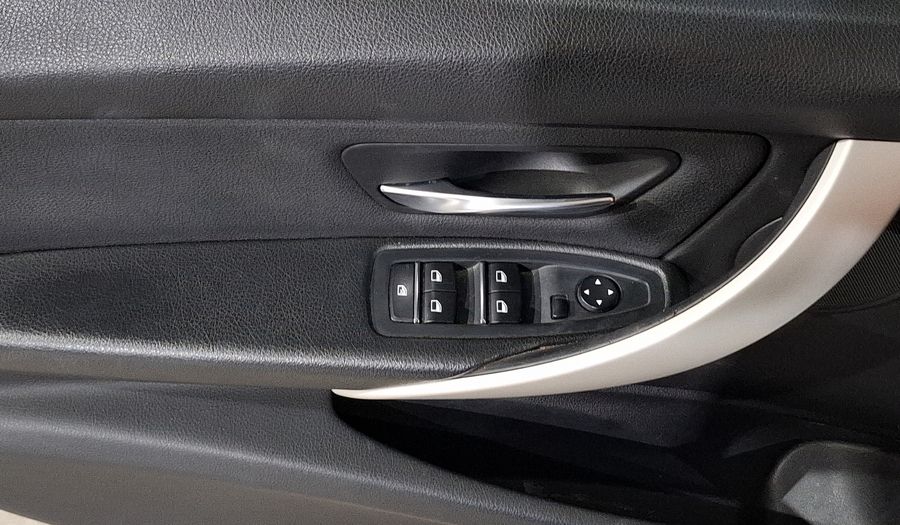 Bmw Serie 3 1.5 318IA EXECUTIVE AUTO Sedan 2018