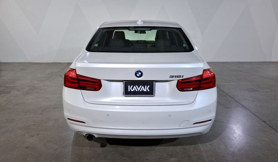 Bmw Serie 3 1.5 318IA EXECUTIVE AUTO Sedan 2018