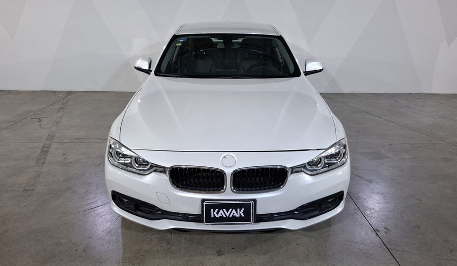 Bmw Serie 3 1.5 318IA EXECUTIVE AUTO Sedan 2018