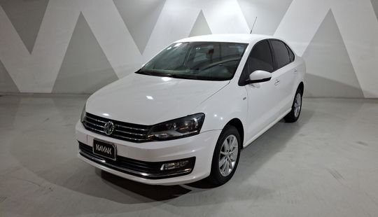 Volkswagen • Vento