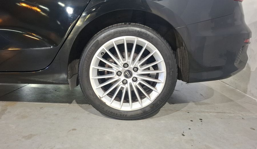 Audi A3 1.4 35 TFSI SELECT AUTO Sedan 2023