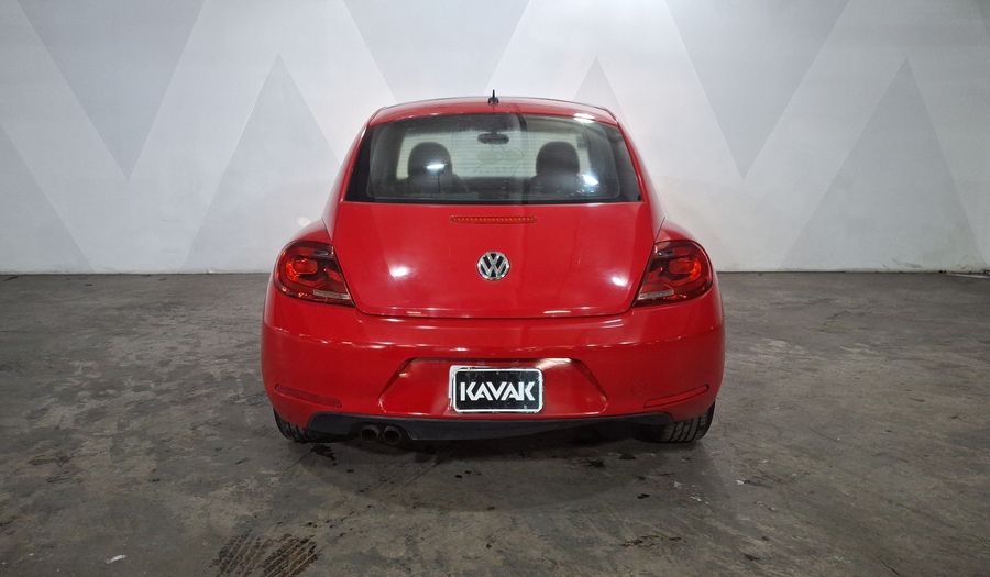 Volkswagen Beetle 2.5 SPORT PAQUETE BASICO TIPTRONIC Hatchback 2015