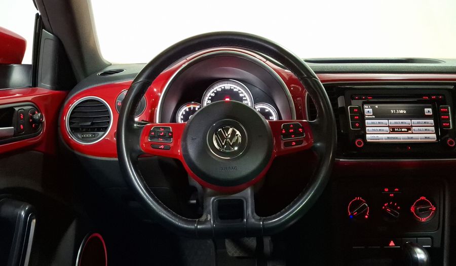 Volkswagen Beetle 2.5 SPORT PAQUETE BASICO TIPTRONIC Hatchback 2015