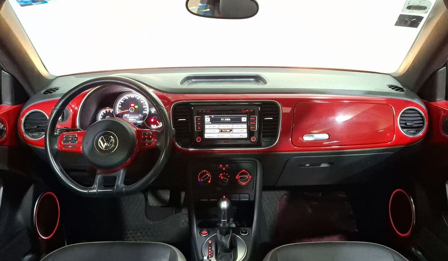 Volkswagen Beetle 2.5 SPORT PAQUETE BASICO TIPTRONIC Hatchback 2015