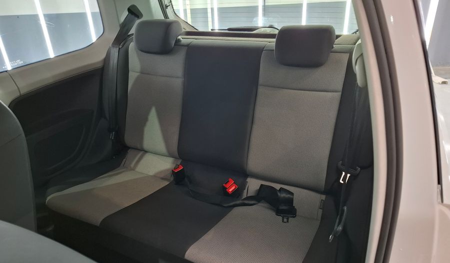 Volkswagen Up 1.0 TAKE UP Hatchback 2015