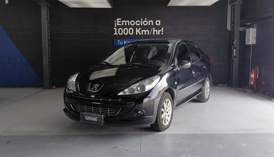 Peugeot • 207