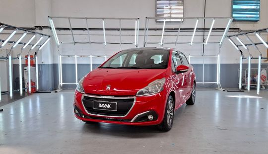 Peugeot • 208