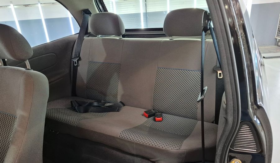 Chevrolet Corsa Classic 1.4 CLASSIC LIFE MT Hatchback 2010