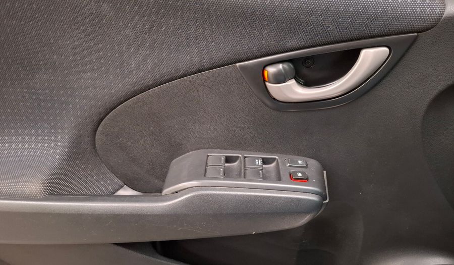 Honda Fit 1.4 LX MT Hatchback 2011