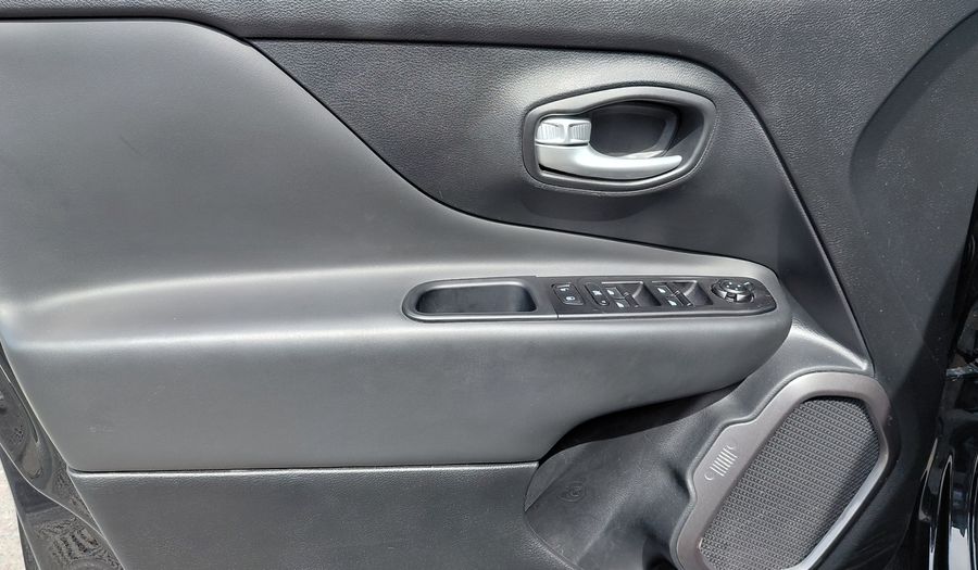 Jeep Renegade 1.3 T270 LONGITUDE AUTO Suv 2022