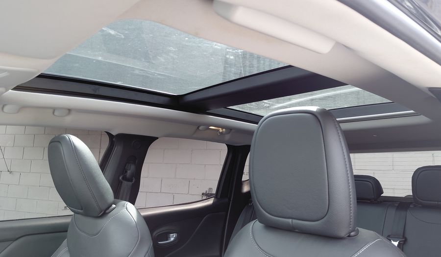 Jeep Renegade 1.3 T270 LONGITUDE AUTO Suv 2022