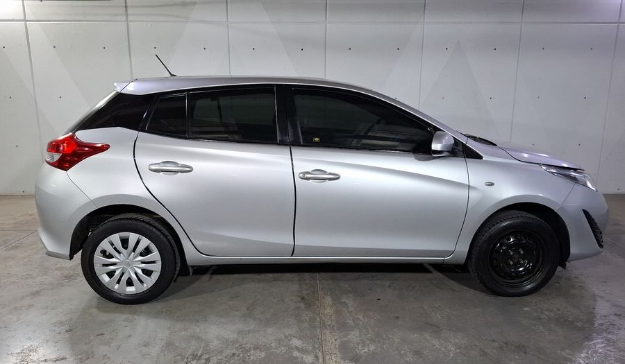 Toyota Yaris 1.5 CORE AUTO Hatchback 2019
