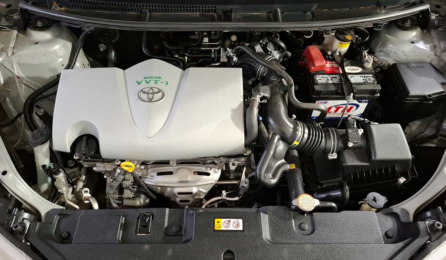 Toyota Yaris 1.5 CORE AUTO Hatchback 2019