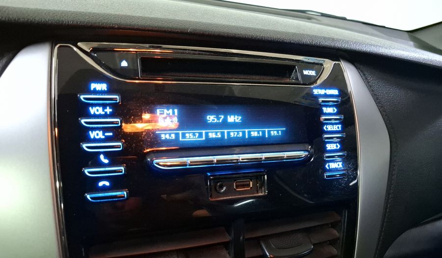 Toyota Yaris 1.5 CORE AUTO Hatchback 2019