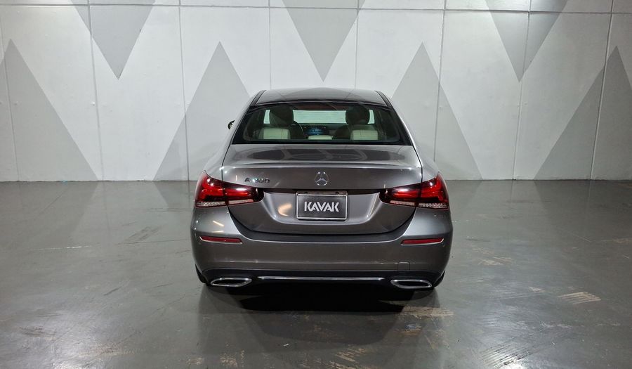 Mercedes Benz Clase A 1.3 200 PROGRESSIVE DCT Sedan 2022