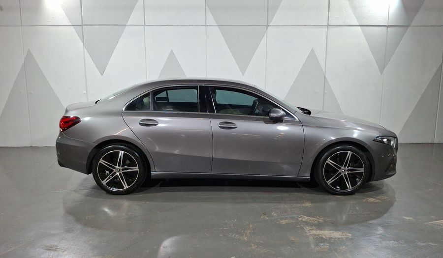 Mercedes Benz Clase A 1.3 200 PROGRESSIVE DCT Sedan 2022