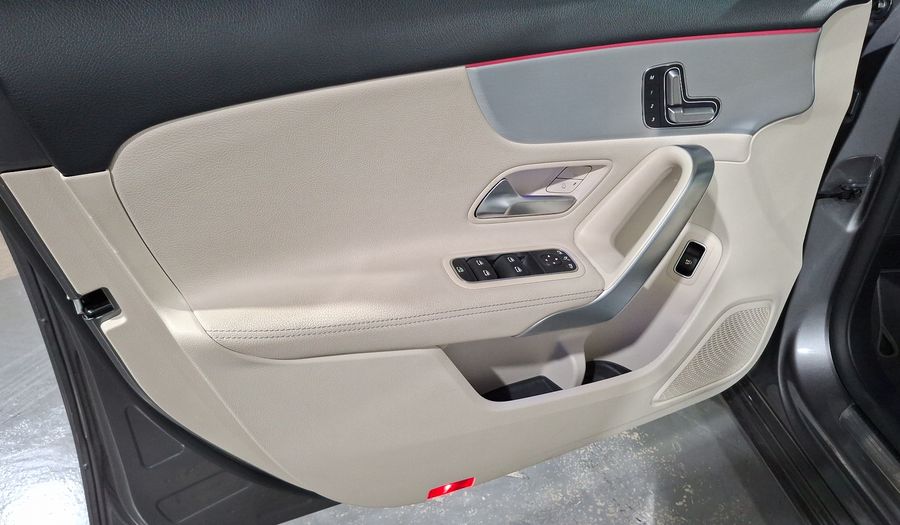 Mercedes Benz Clase A 1.3 200 PROGRESSIVE DCT Sedan 2022