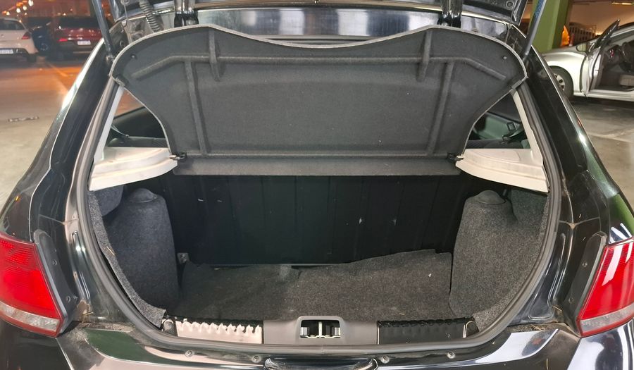 Volkswagen Gol Trend 1.6 TRENDLINE Hatchback 2016