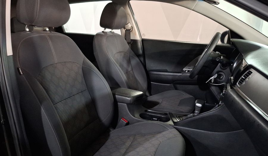 Kia Niro 1.6 LX DCT Suv 2018