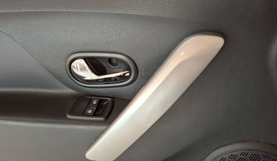 Renault Sandero 1.6 PRIVILEGE PACK PH2 Hatchback 2016