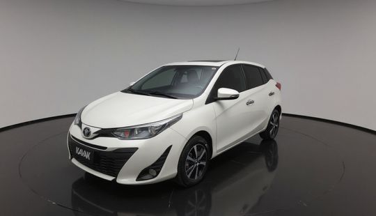 Toyota • Yaris