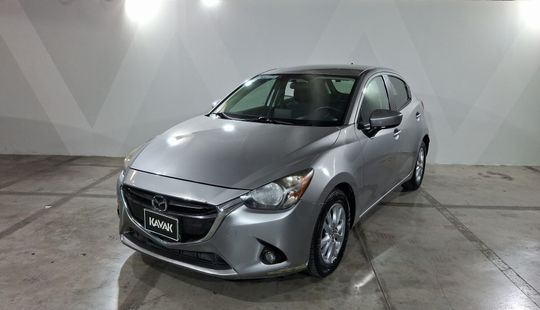 Mazda • Mazda 2