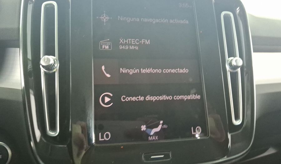 Volvo Xc40 2.0 T4 MOMENTUM AUTO Suv 2022