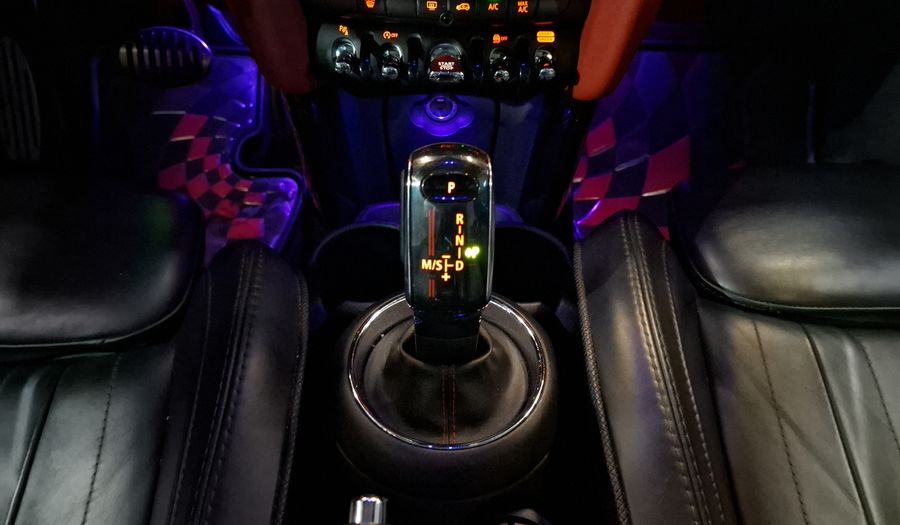 Mini John Cooper Works 2.0 JOHN COOPER WORKS HOT CHILI AUTO Hatchback 2019