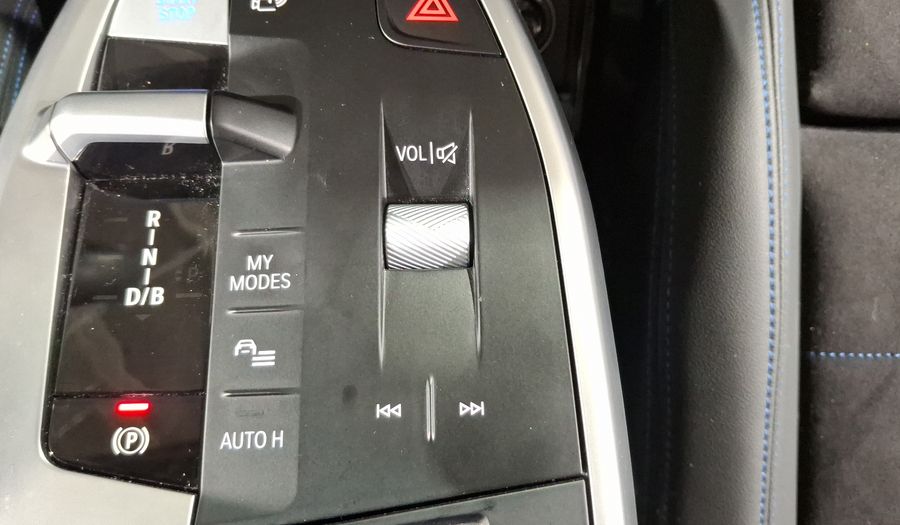 Bmw Ix2 BEV 67KWH XDRIVE30I AUTO Suv 2025