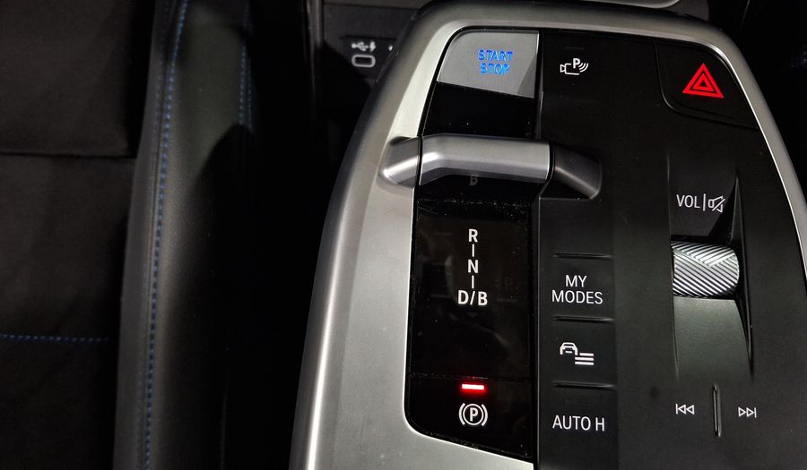 Bmw Ix2 BEV 67KWH XDRIVE30I AUTO Suv 2025