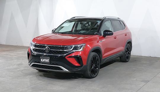 Volkswagen • Taos