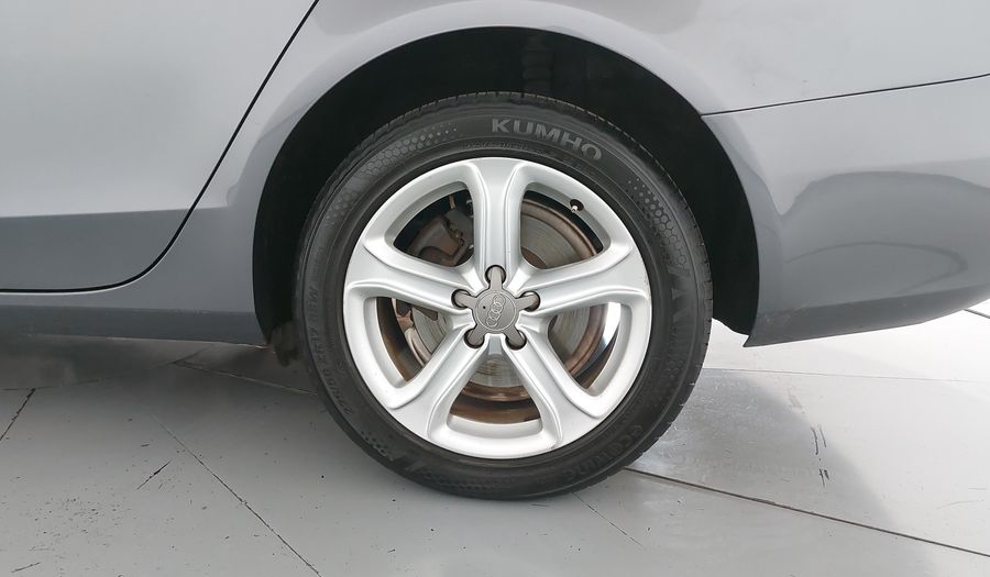 Audi A4 2.0 TFSI TRENDY PLUS MULTITRONIC Sedan 2014