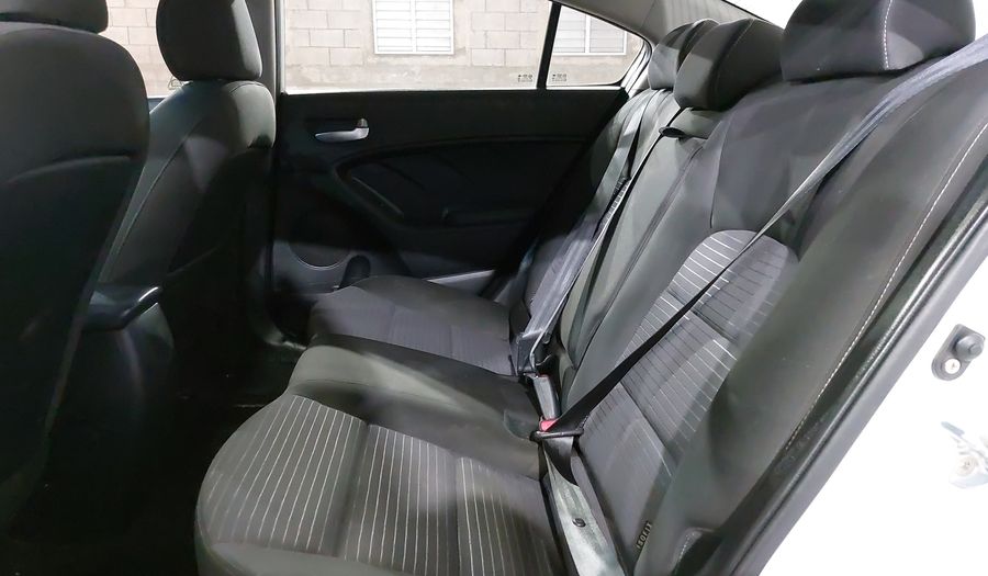 Kia Forte 2.0 EX MT Sedan 2017