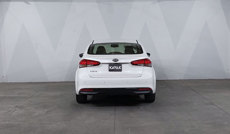 Kia Forte 2.0 EX MT Sedan 2017