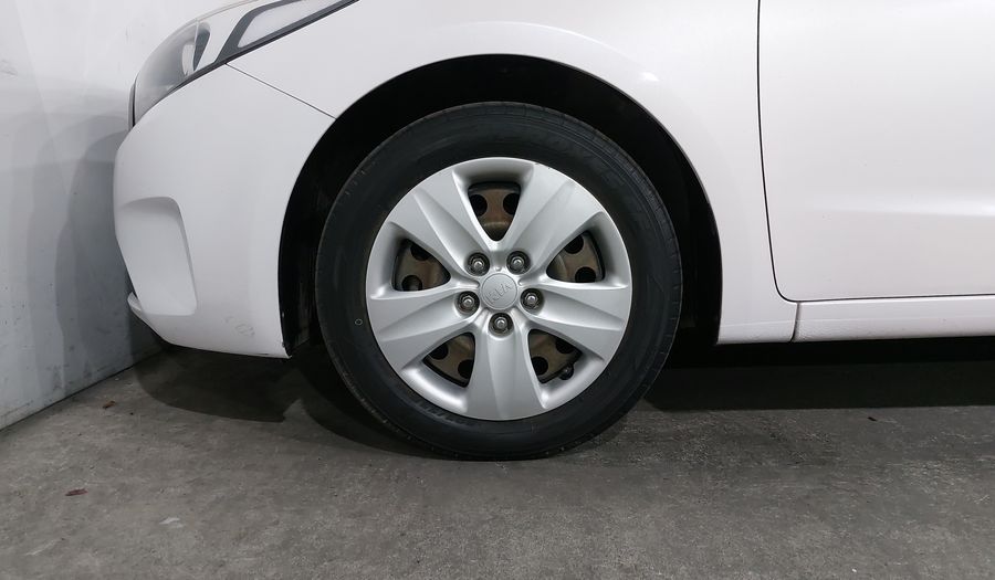 Kia Forte 2.0 EX MT Sedan 2017