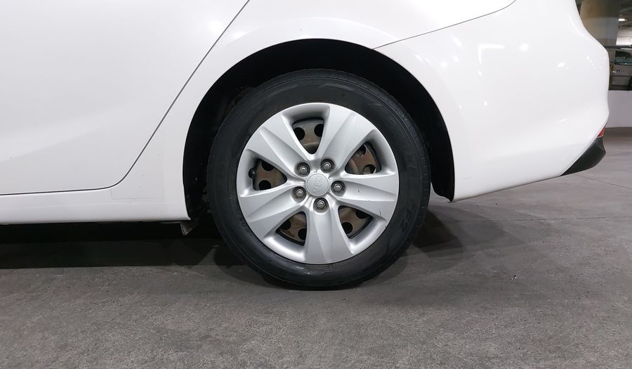 Kia Forte 2.0 EX MT Sedan 2017