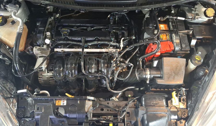 Ford Fiesta 1.6 SE MT Sedan 2017